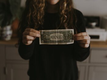 Photo Cash, Briefcase